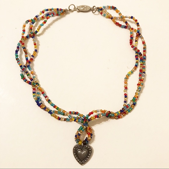 Jewelry - Heart necklace.